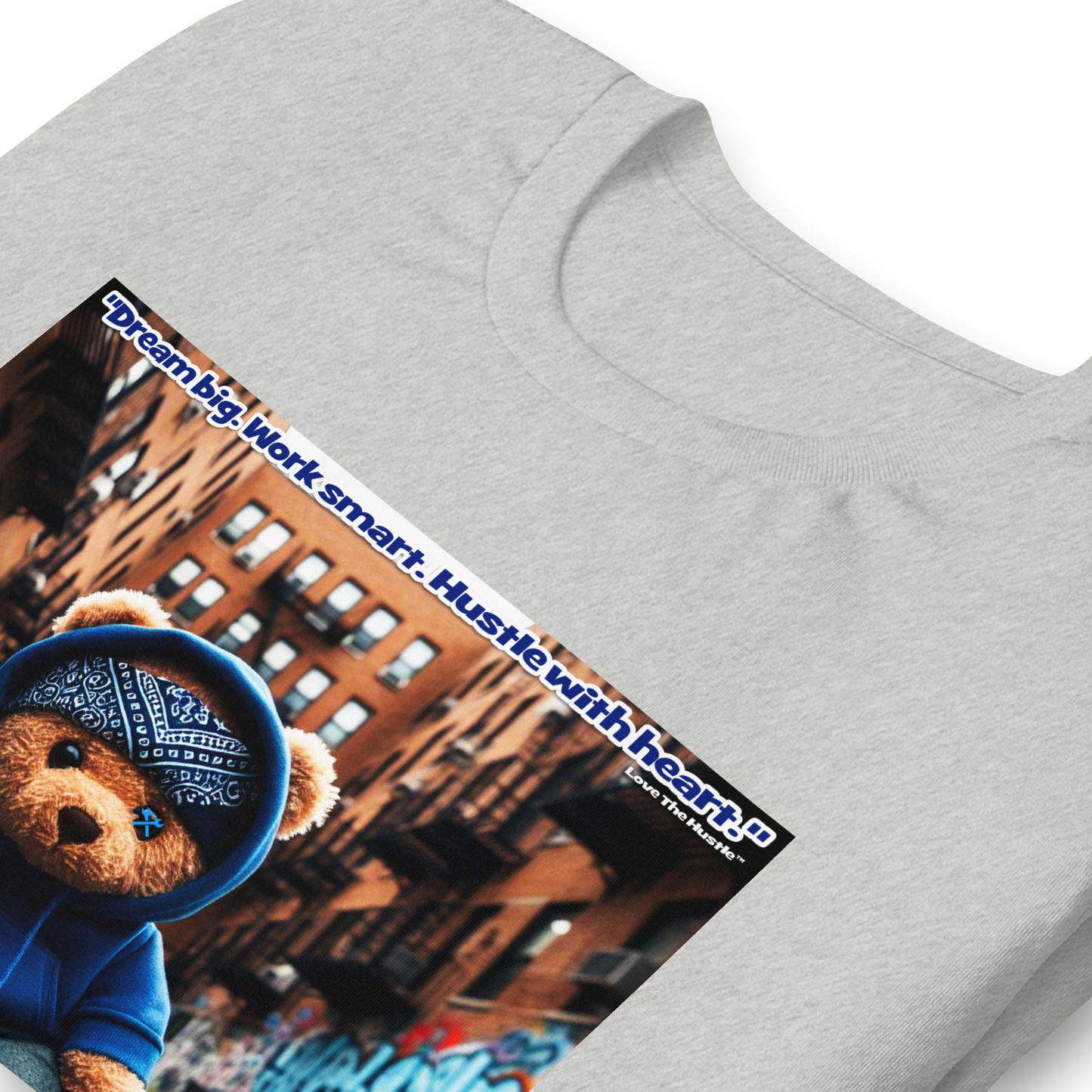 T-shirt unisexe Love The Hustle™ Bandana Blue Bear DTG
